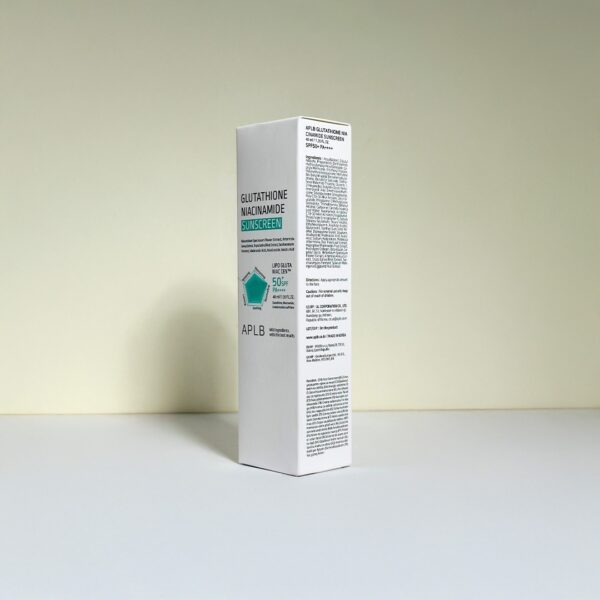 imgi_10_Aplb-Glutathione-Niacinamide-Sunscreen-40-ml-4